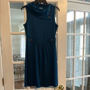 Elegant Sleeveless Dress